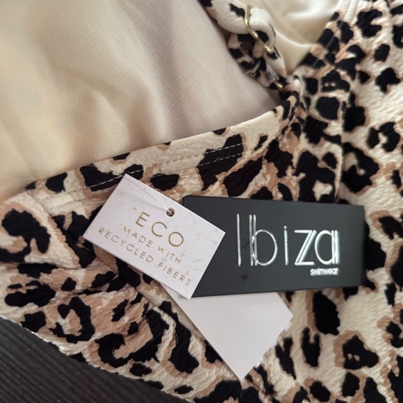 Ibiza Swimwear One Piece Swimsuit Leopard Animal Print ECO Women's Size L NWT - Picture 4 of 5